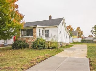 8103 Fernhill Ave, Parma, OH