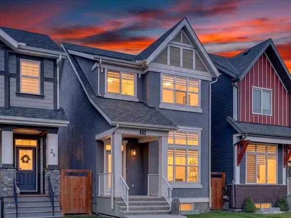 25 E Masters St SE, Calgary, AB T3M 2R5