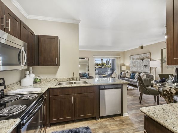 2121 Sunset Blvd #211