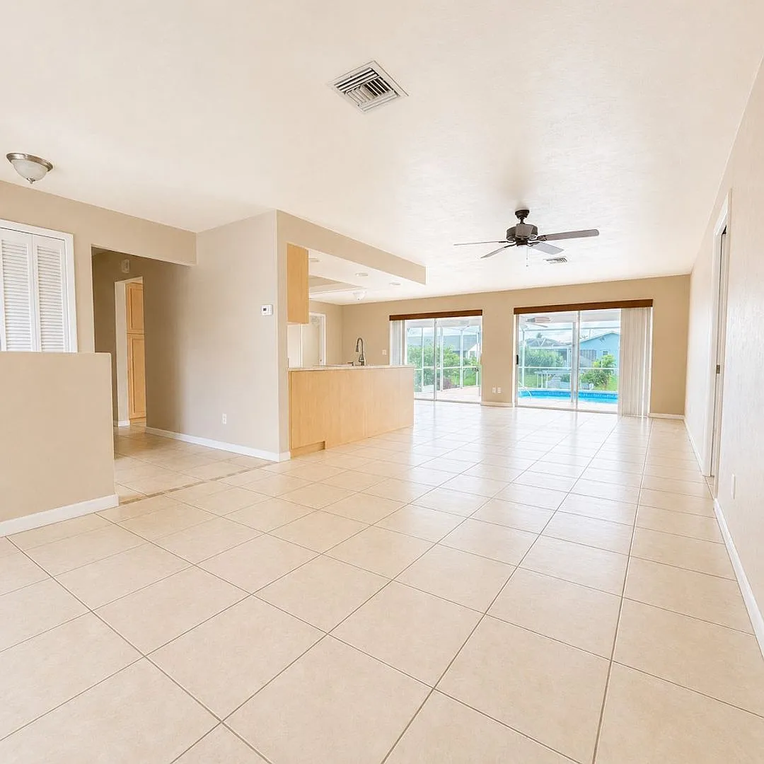Gulf Access Pool Home with Dock Your Florida Waterfront Lifestyle Awaits! — Photo 3
