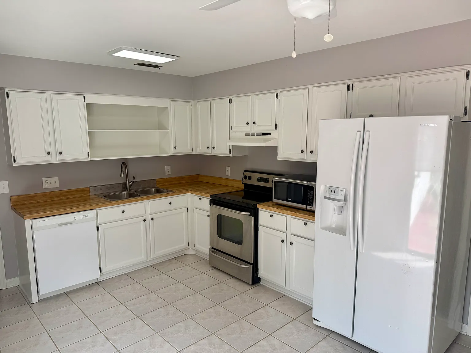 3 bed, 1189 sqft, $2,395 — Photo 4