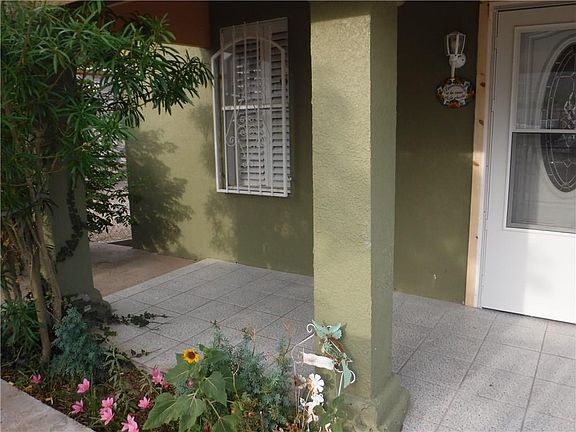 3rd image of 3212 Myles St