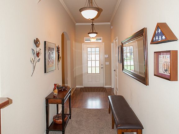 Nice Entryway with a Curved Arch