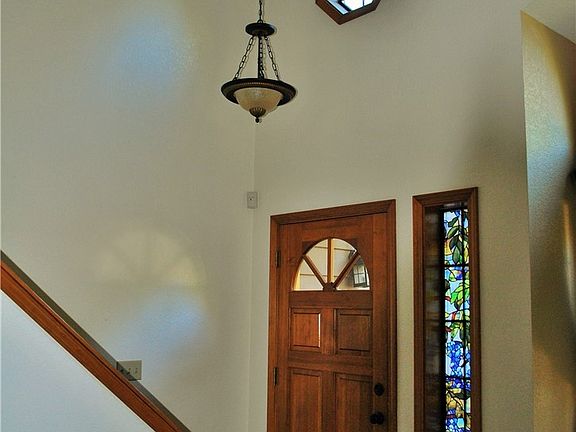 3rd image of 21 SE Copper Mountain Ct