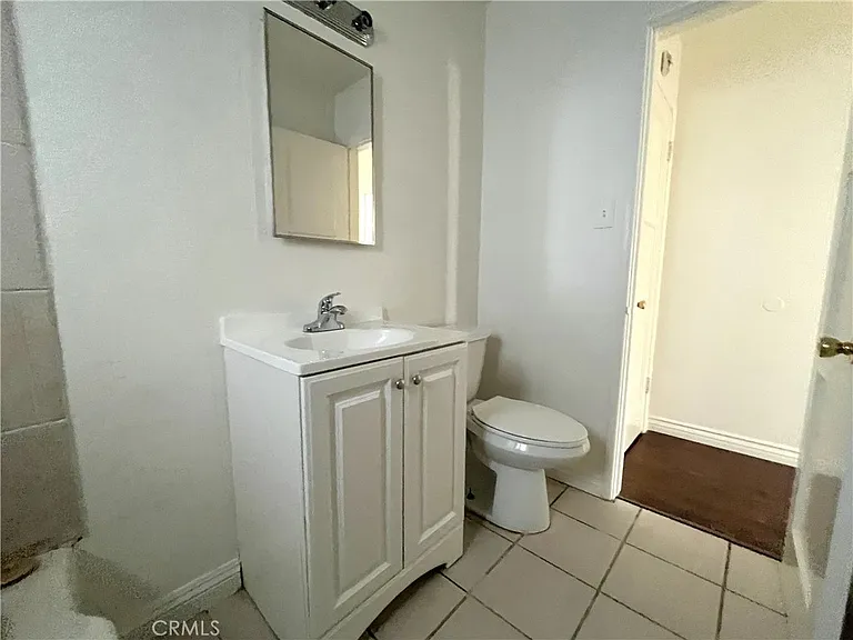 3855 Locust St — Photo 17