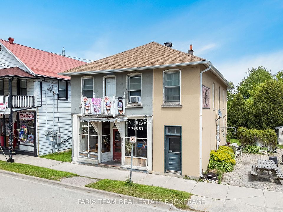 1st image of 236 Barrie St