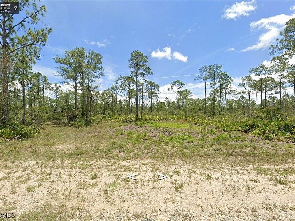 1st image of 284 Lakeridge Blvd