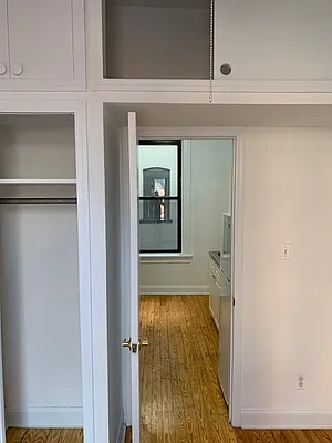 Rented by Oxford Property Group | media 33