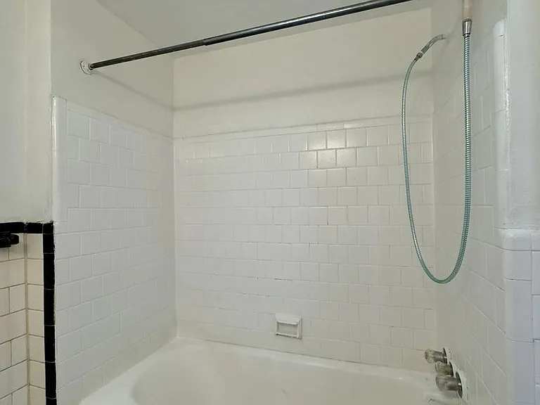 Mount Vernon Residences I — Photo 20