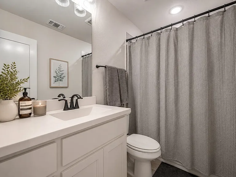 925 Shady Oaks Dr — Photo 17