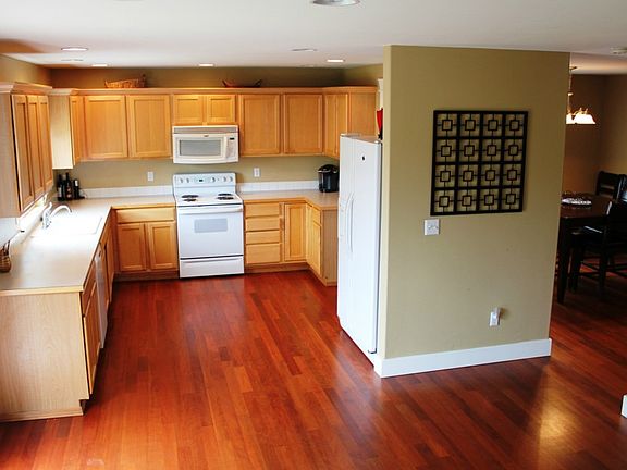 2nd image of 6619 83rd St E