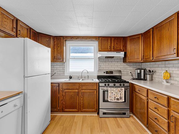5th image of 29679 San Lucia Dr