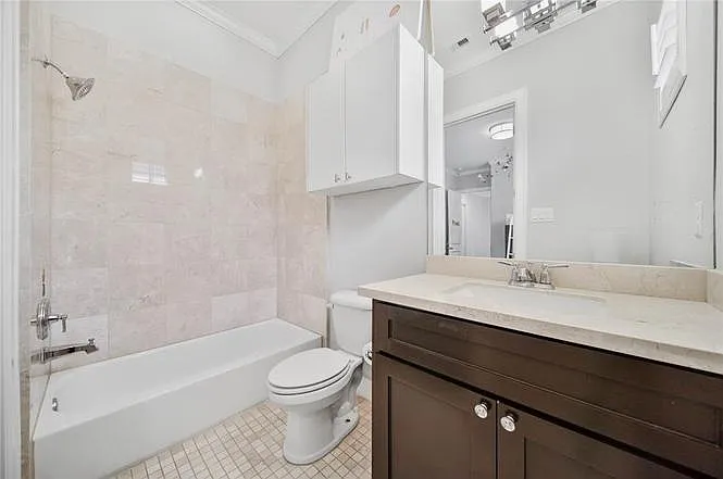 602 Knox St — Photo 21