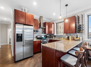 2414 W Cortez St APT 2, Chicago, IL 60622