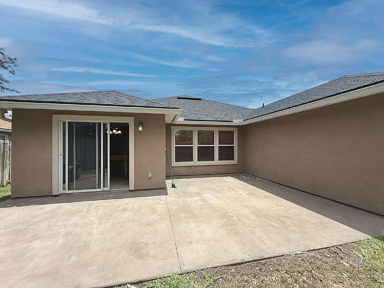 436 Bostwick Cir — Photo 37
