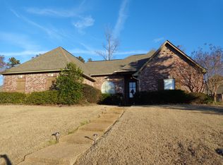 427 Turtle Ln, Brandon, MS 39047