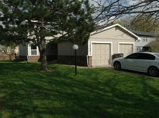 928 S Longfellow Ln, Wichita, KS 67207