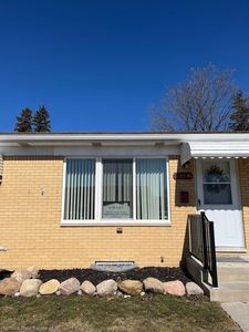 50098 Helfer Blvd #50098, Wixom, MI, 48393