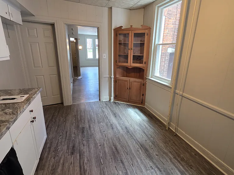 732 Cleveland Ave — Photo 2