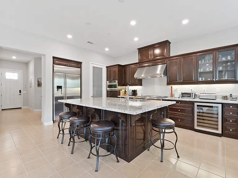 272 Cultivate — Photo 10