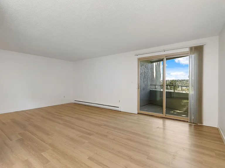 Lawton Park Villas- One month free- 2 Bed / 2 Bath Space to Live, Room to Breathe, All Yours. Mag... — Photo 44