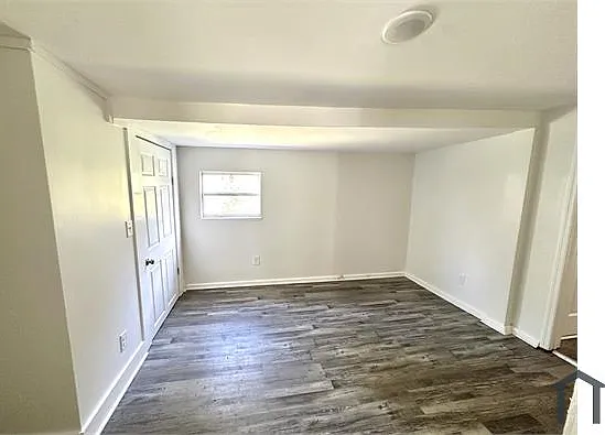 1254 Lewis St — Photo 6