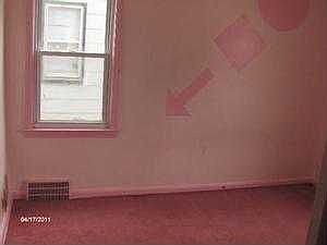 4th image of 9554 Woodmont Ave