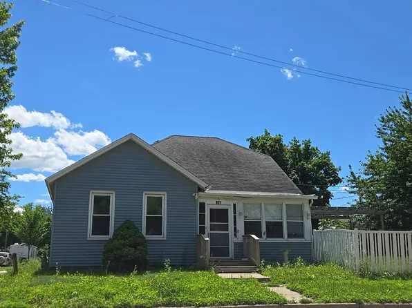 827 E 3rd St, Winona, MN 55987