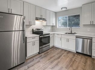 1230 Presidio Blvd #6, Pacific Grove, CA 93950