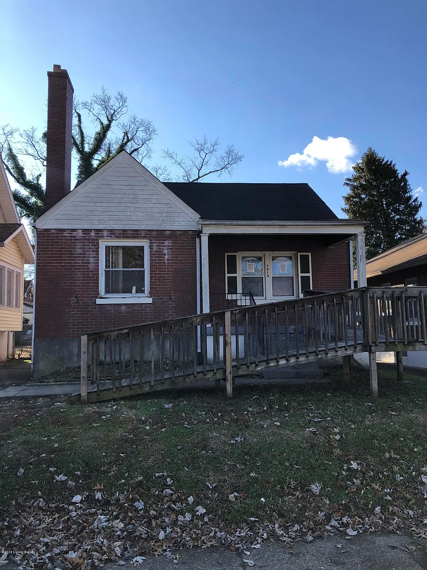 1812 Oregon Ave photo 1