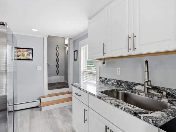 142A Broadway Street, Dover, NH 03820