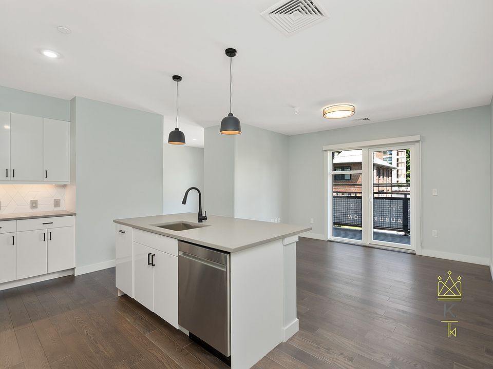 1st image of 54 Auburn St #200