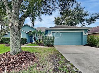 9423 Hunters Pond Dr, Tampa, FL 33647