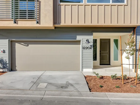 12206 Riley Ln, San Diego, CA 92128