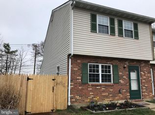 14 David Pl, Newark, DE 19702