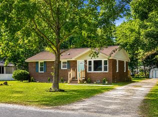 210 Laurel Ave, Goose Creek, SC 29445