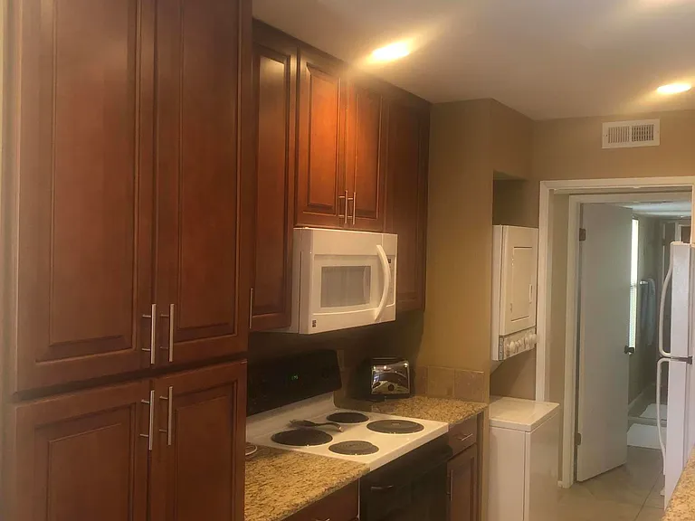 1149 E Sandpiper Dr #214 — Photo 6