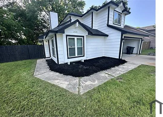 2115 Caprice Dr