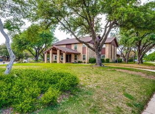 121 Wellesley Dr, Irving, TX 75062