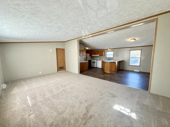 9813 Downing Ct #38, Northville, MI 48167