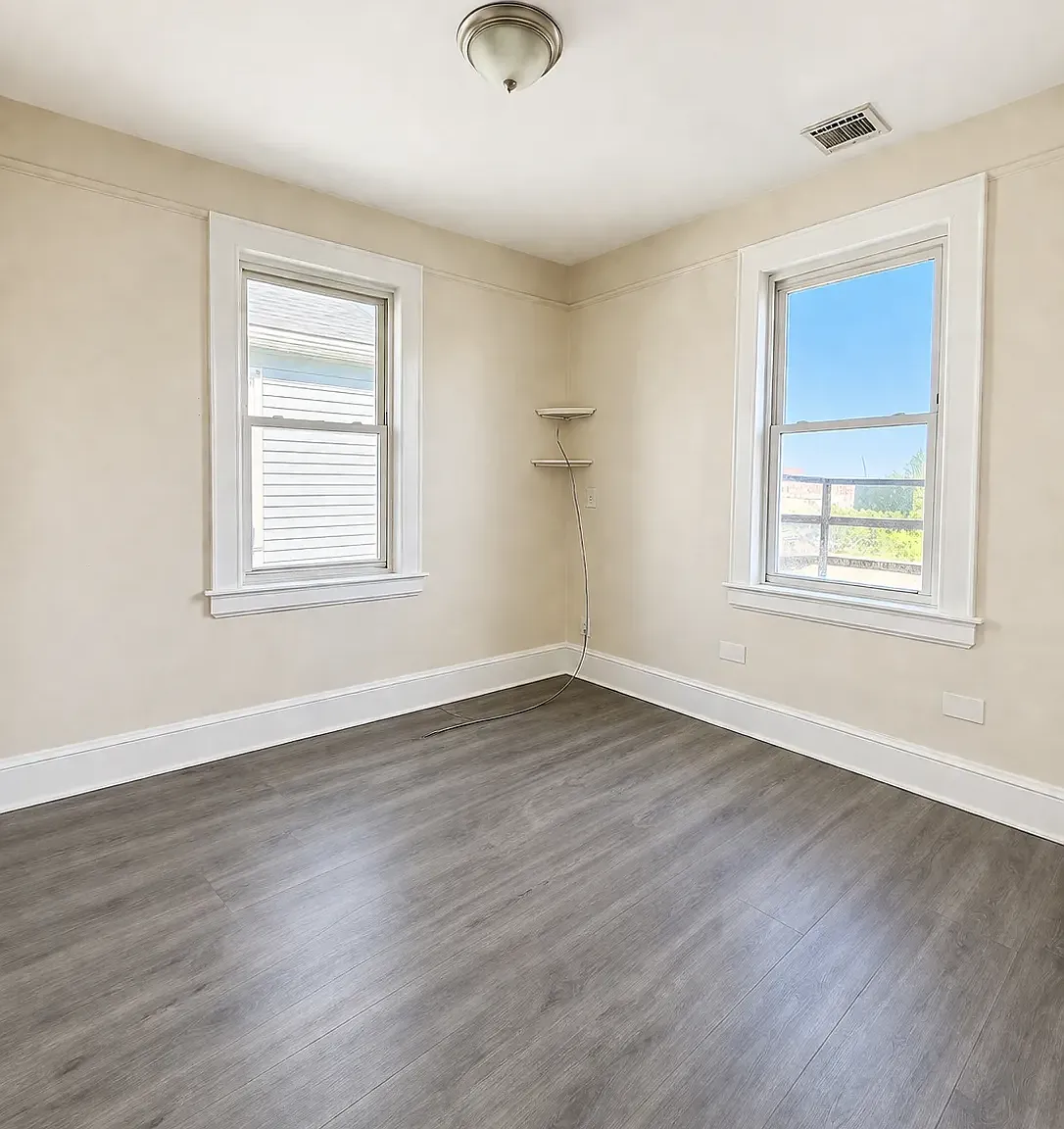 2 bed, $2,000 — Photo 3