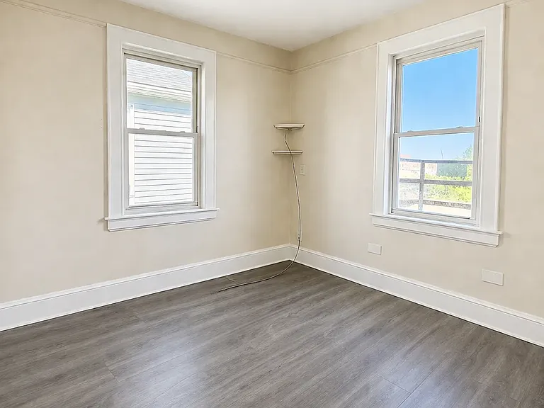 668 Clarkson Ave #2R — Photo 3