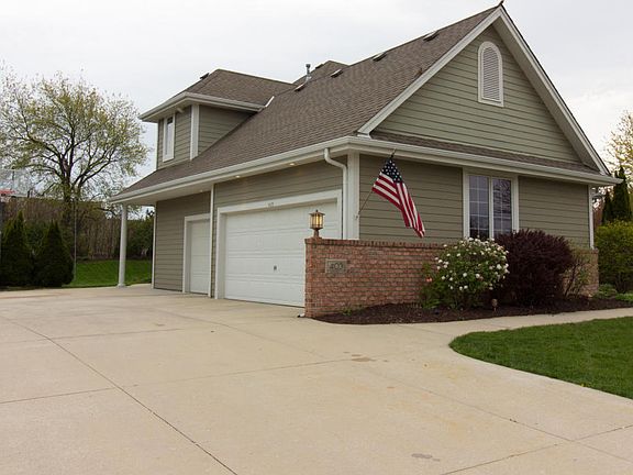 2nd image of 403 Tanager Dr