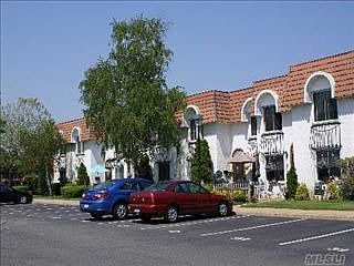3rd image of 67 Alhambra Dr