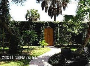 517 McCollum Cir, Neptune Beach, FL 32266