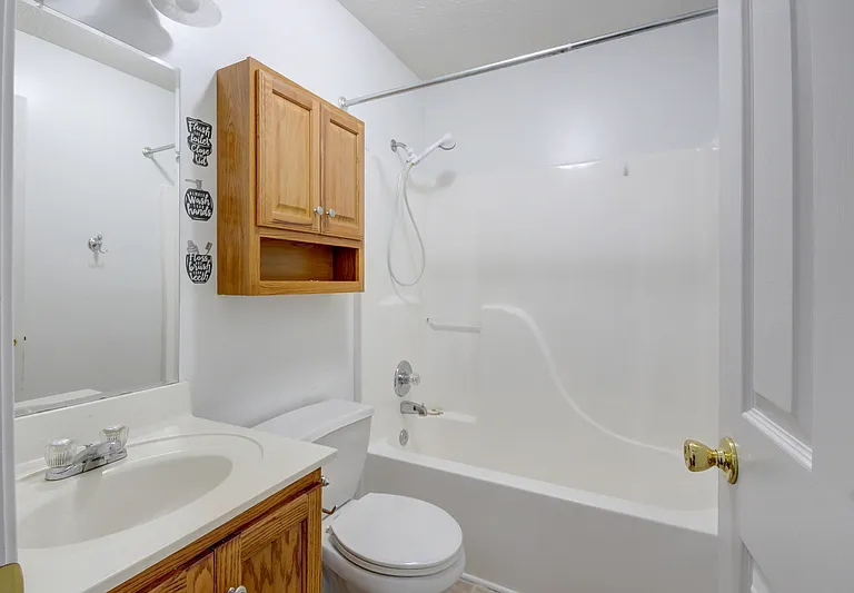 16 Winding Oaks — Photo 35
