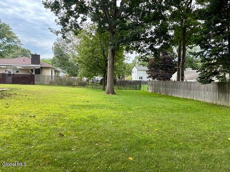 5th image of 6 Pinestump Road