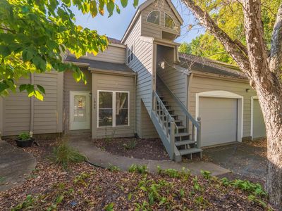 1966 E Bay Pointe Dr, Bloomington, IN, 47401