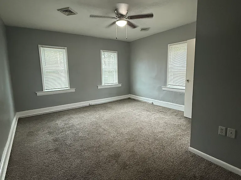 323 Collins Ave #2 — Photo 10