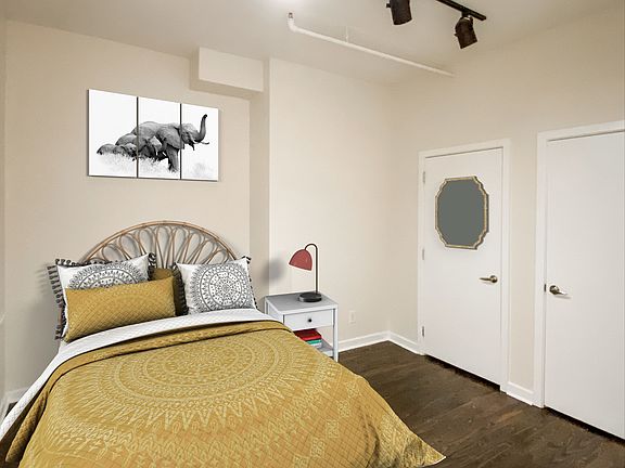 5th image of 216 S 11th St #301